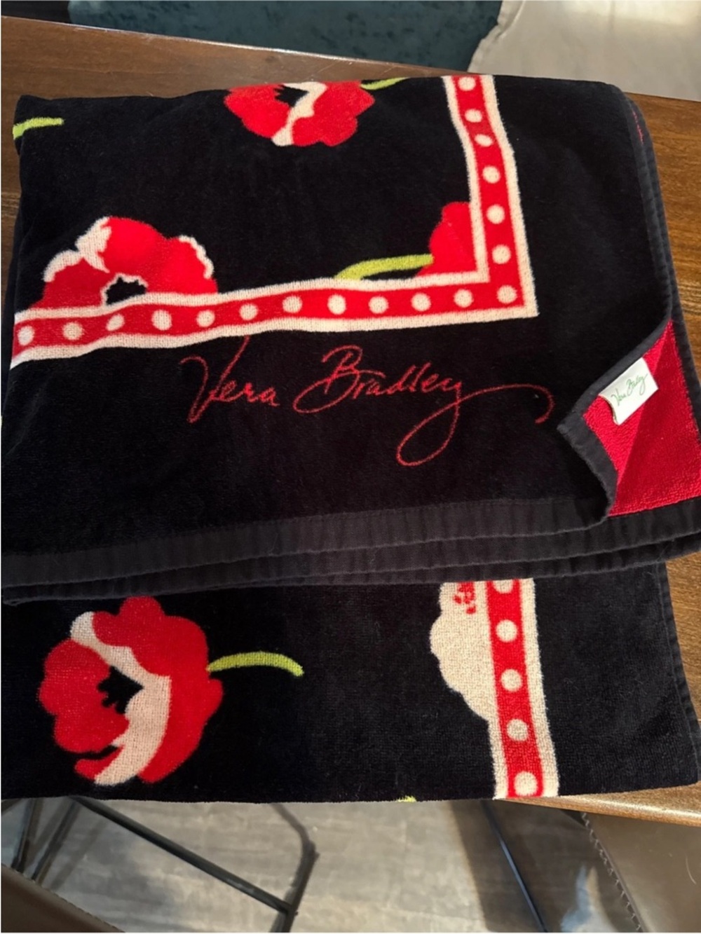 Vera Bradley Beach Towel POPPY FIELDS Oversized SOFT Pool Black RED New RARE